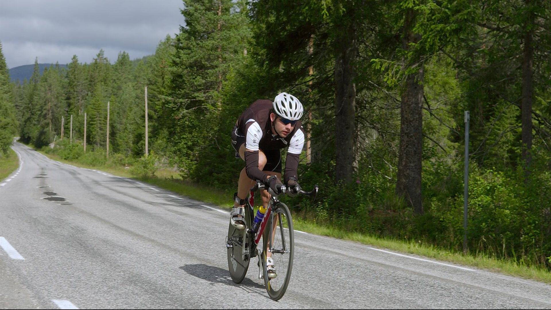 欧洲杯快节奏对决:攻防转换令人目不暇接,欧洲杯进阶
